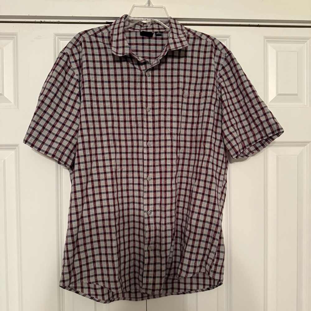 ⭐️ Burnside Men's Plaid Button Down Shirt - Maroon and Grey